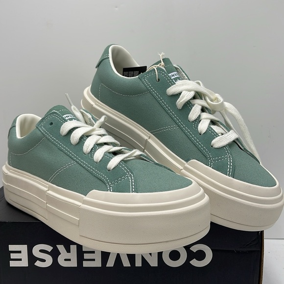 Converse WMNS CTAS CRUISE OX
HERBY/EGRET/WHITE A09842C Platforms Sneakers - Picture 4 of 16